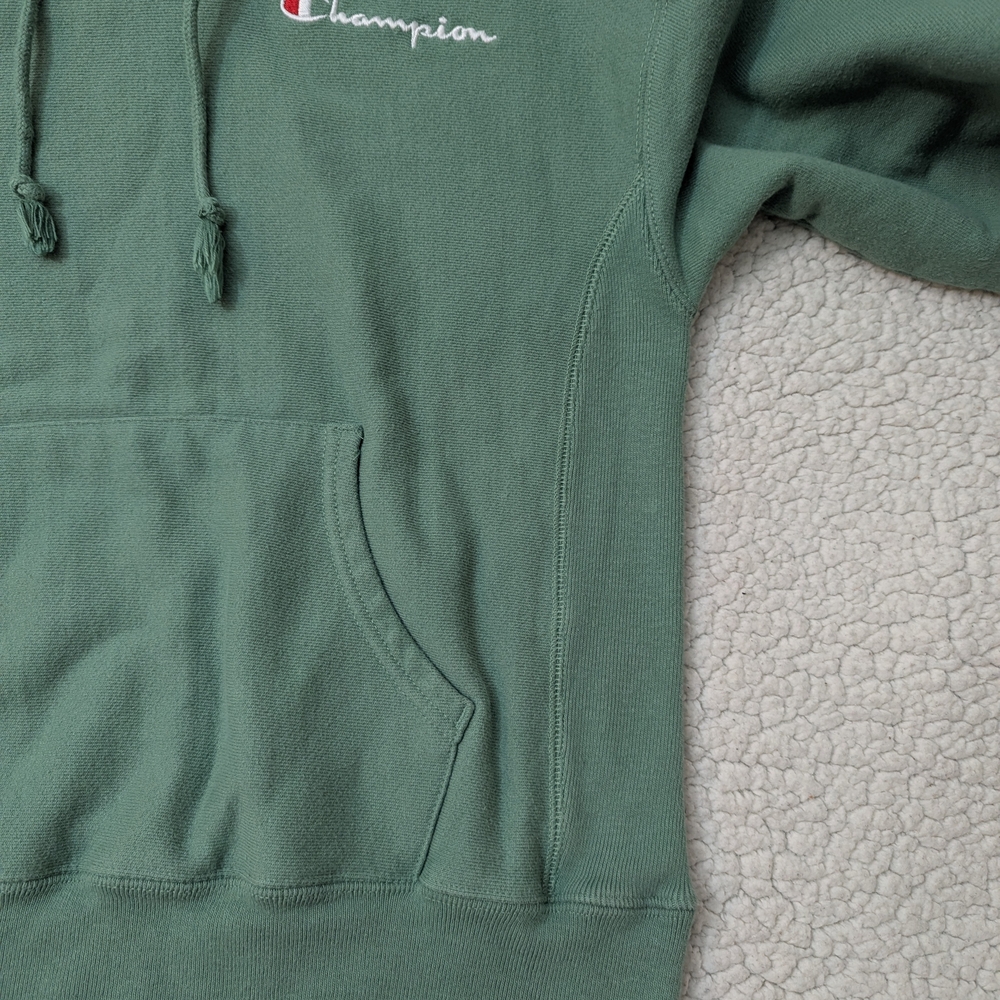 Champion Men's Green Hoodie - Picture 4 of 7